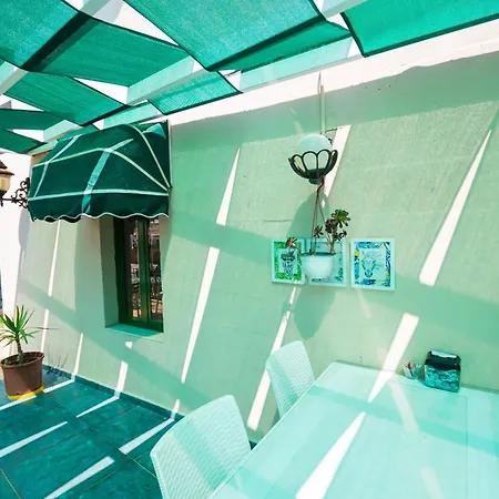 Bleu Nuit + Bodrum