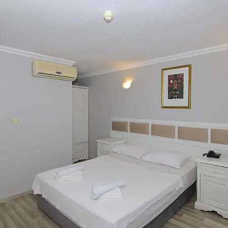 Hotel Bleu Nuit +